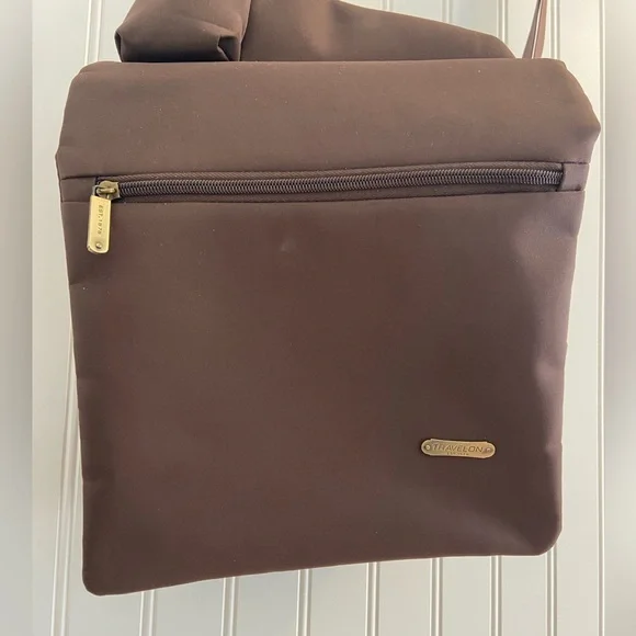Travelon Cross Body Anti Theft Travel Bag Brown Pink Lining Polyester Nylon - Picture 2 of 16